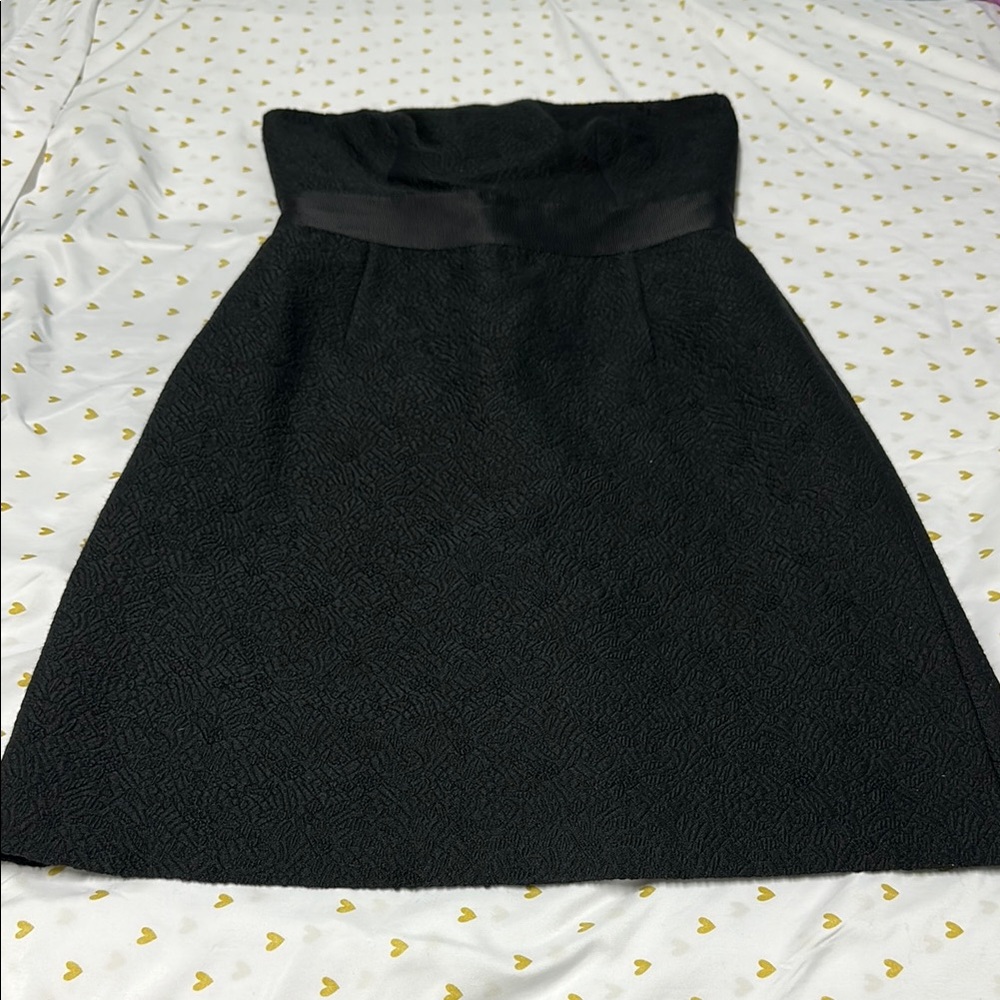 Elegant Black Strapless Dress